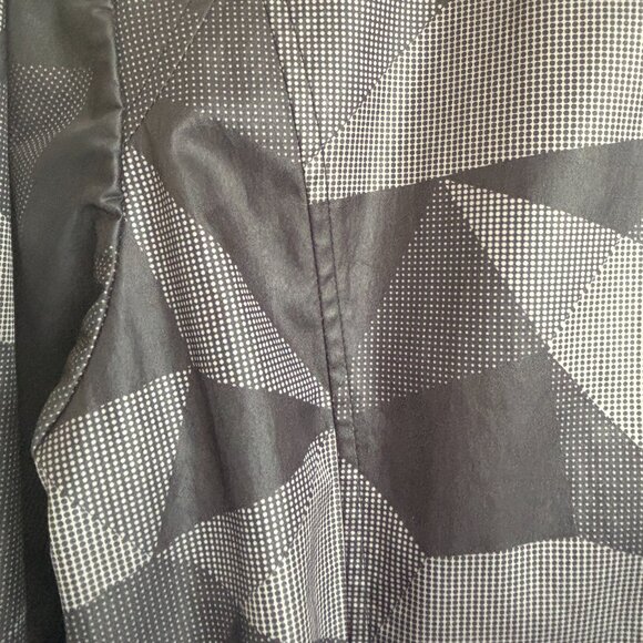 Dolce & Gabbana Short Camo Jacket - Picture 7 of 14